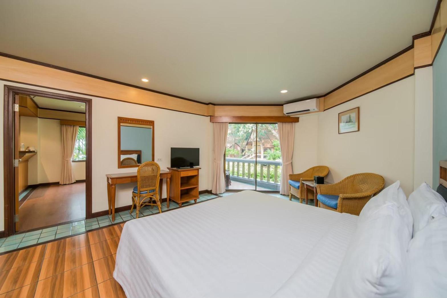Botany Beach Resort Pattaya Na Chom Thian Quarto foto